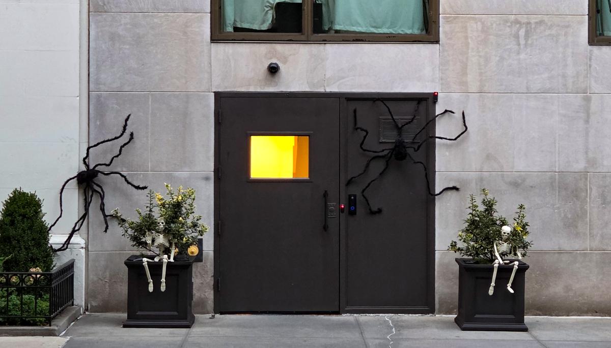 A frightful freight entrance of a modern apartment building. Simple - but it shows imagination. 