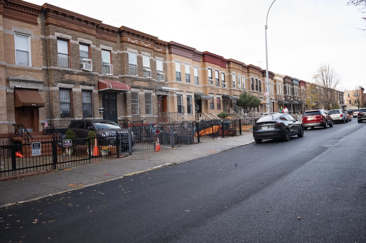 An unspoiled block of late 19th century rowhouses