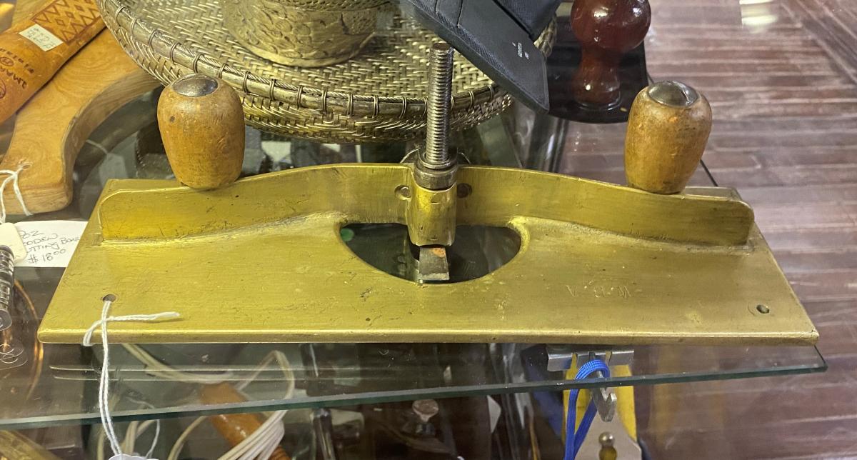 Such as this nifty brass router plane!