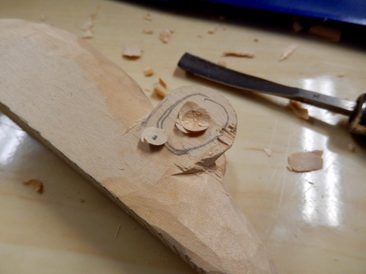 Carving a Mouse (The Teaching of Whittling This Fall - Continued pt3) 11