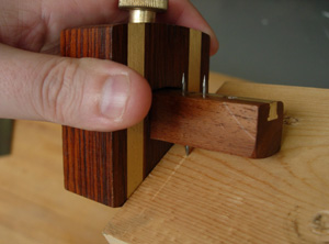 How to Use a Marking or Mortise Gauge 4