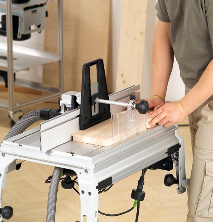 Festool CMS  Router Table - A typical setup: working against a fence, with a fingerboard in place and dust collection attached.