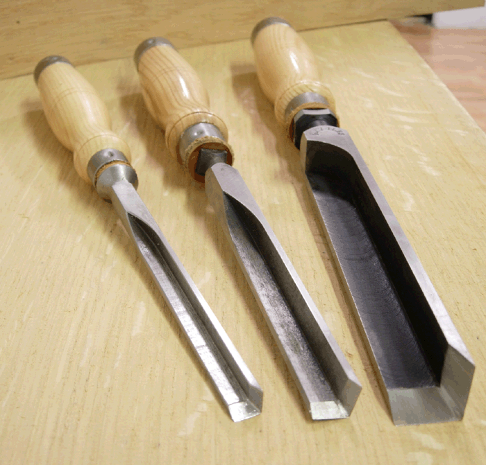 Corner Chisels by Ray Iles