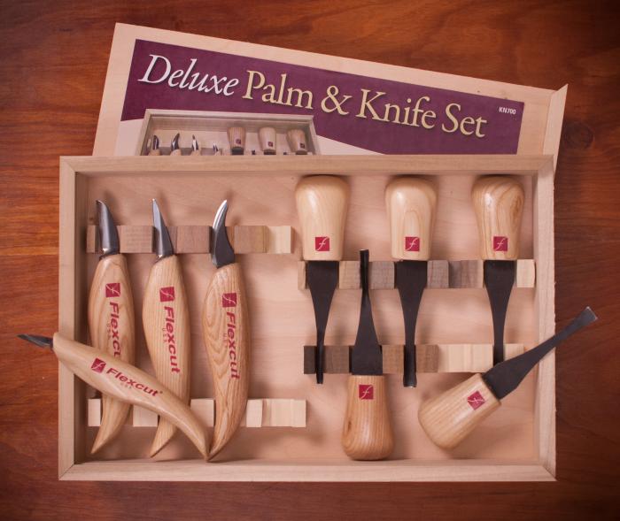 alt="Deluxe Palm &amp; Knife Set in a Wooden Box - KN700"